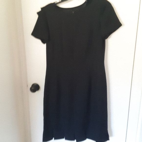 Dress - Picture 1 of 2